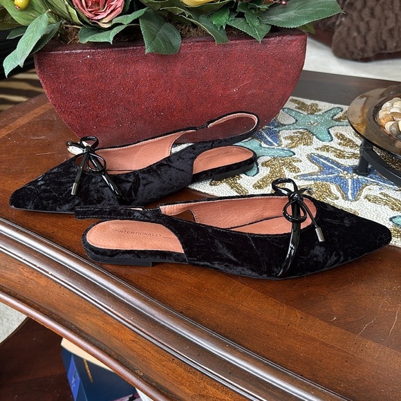 INTENTIONALLY BLANK SEVENTH VELVET SLINGBACK FLATS BLACK POINTED TOE BOW VINTAGE - Picture 15 of 16